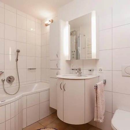 Appartement Chesa Derby 3 *