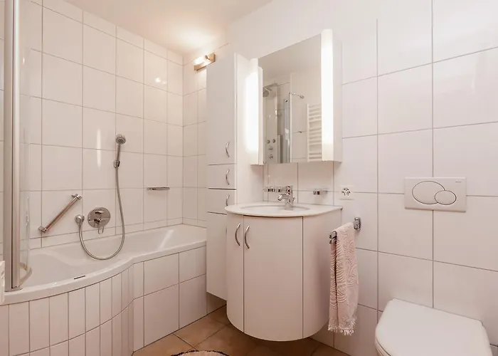 Apartment Chesa Derby 3 *